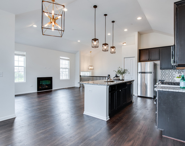 4470 Monroe Court - Photo Thumbnail 10