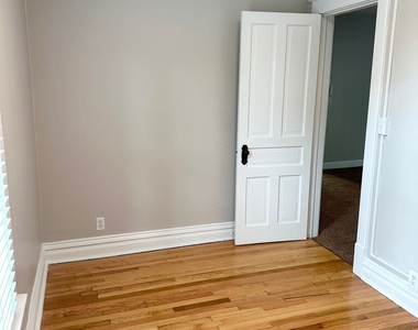 438 Ada Street - Photo Thumbnail 22