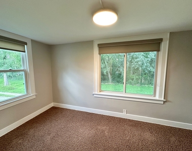 438 Ada Street - Photo Thumbnail 23