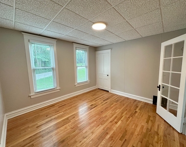 438 Ada Street - Photo Thumbnail 16