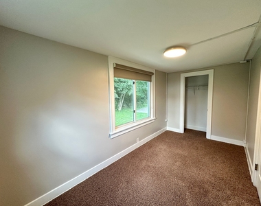 438 Ada Street - Photo Thumbnail 24