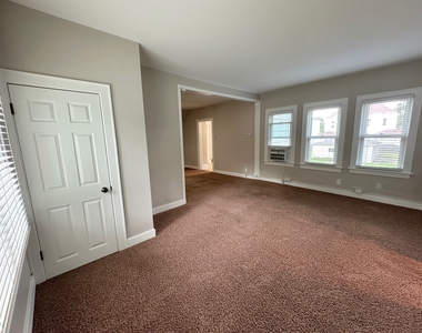 438 Ada Street - Photo Thumbnail 11