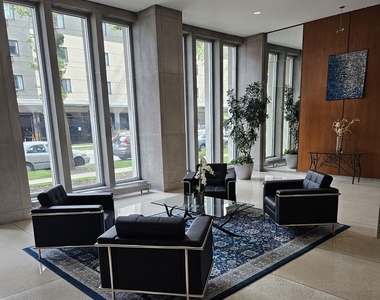 4800 S Chicago Beach Drive - Photo Thumbnail 18