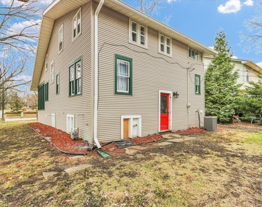 502 W John Street - Photo Thumbnail 36