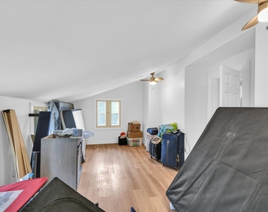 502 W John Street - Photo Thumbnail 26