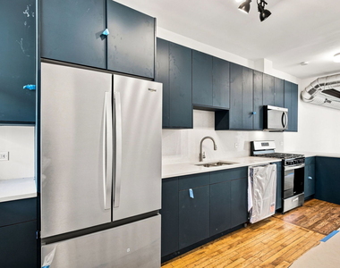 5402 S Woodlawn Avenue - Photo Thumbnail 10