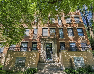 5402 S Woodlawn Avenue - Photo Thumbnail 1