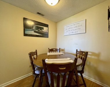 509 Aurora Avenue - Photo Thumbnail 9