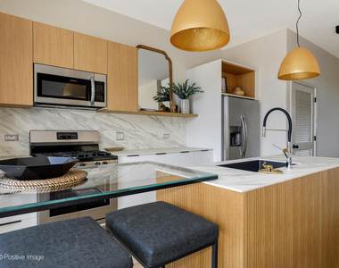 8342 Center Avenue - Photo Thumbnail 5