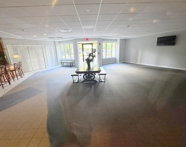 1 Renaissance Place - Photo Thumbnail 21