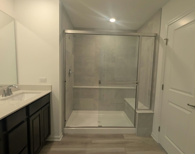 434 Red Oak Circle - Photo Thumbnail 10