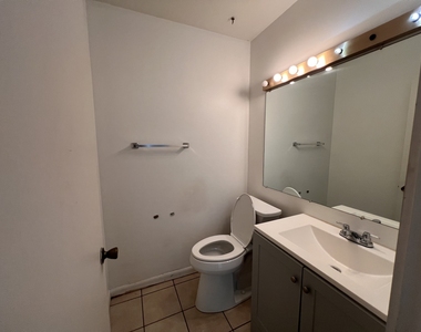 951 Wilshire Court - Photo Thumbnail 16