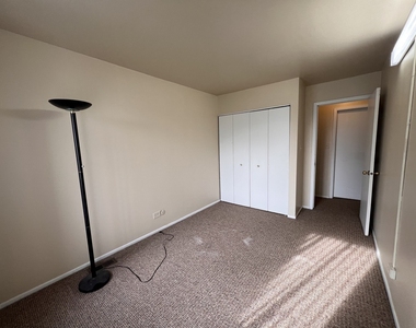951 Wilshire Court - Photo Thumbnail 10