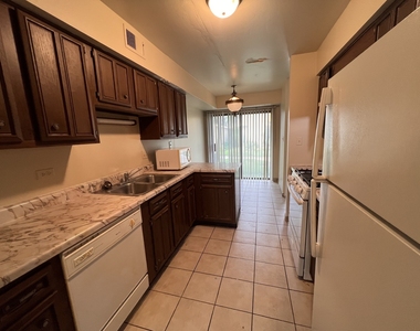 951 Wilshire Court - Photo Thumbnail 6