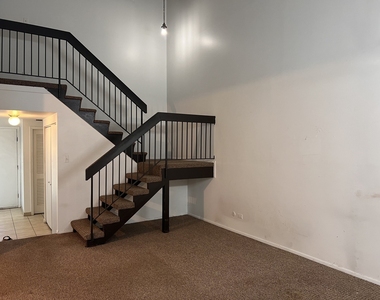 951 Wilshire Court - Photo Thumbnail 3