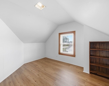 829 N Roy Avenue - Photo Thumbnail 18