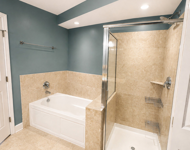 437 W North Avenue - Photo Thumbnail 11