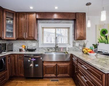 431 N Northwest Highway - Photo Thumbnail 11