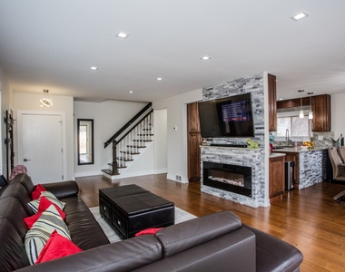 431 N Northwest Highway - Photo Thumbnail 5