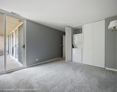 6000 Oakwood Drive - Photo Thumbnail 11