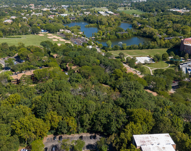 6000 Oakwood Drive - Photo Thumbnail 22