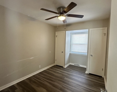 11613 S Kedzie Avenue - Photo Thumbnail 3