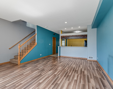 2626 Carrolwood Road - Photo Thumbnail 4