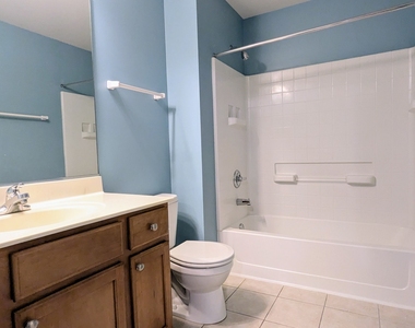 284 Edmundton Circle - Photo Thumbnail 21