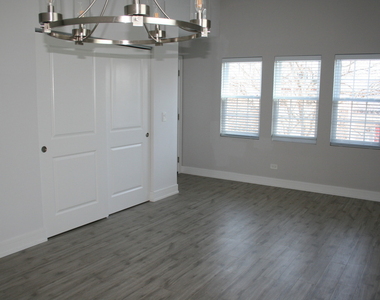 3706 N Drake Avenue - Photo Thumbnail 3