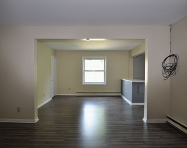 214 S Bloomington Street - Photo Thumbnail 2