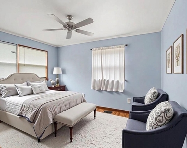 921 Wilmot Road - Photo Thumbnail 10