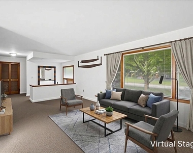 921 Wilmot Road - Photo Thumbnail 1