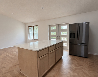 23689 N Midlothian Road - Photo Thumbnail 3