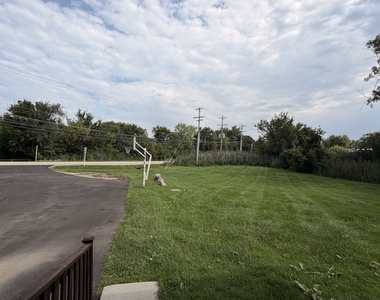 23689 N Midlothian Road - Photo Thumbnail 23