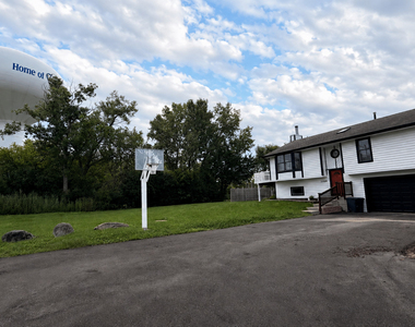 23689 N Midlothian Road - Photo Thumbnail 2
