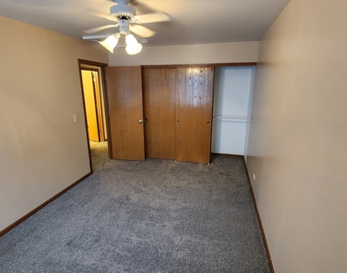 277 W Treehouse Lane - Photo Thumbnail 6