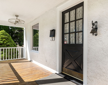 612 S Madison Street - Photo Thumbnail 2