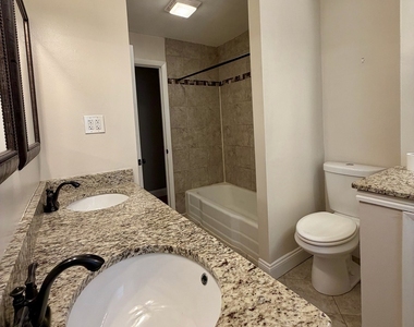5s481 Glenoban Drive - Photo Thumbnail 15