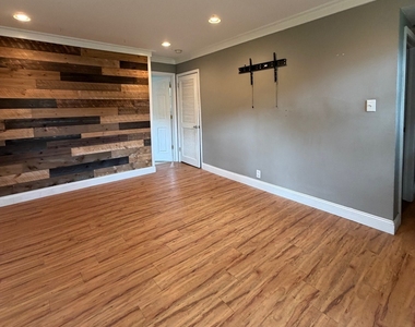 5s481 Glenoban Drive - Photo Thumbnail 20