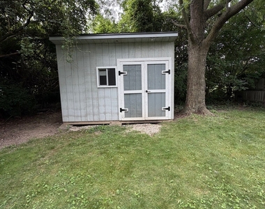 5s481 Glenoban Drive - Photo Thumbnail 29