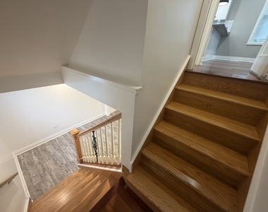 4040 W Roscoe Street - Photo Thumbnail 10