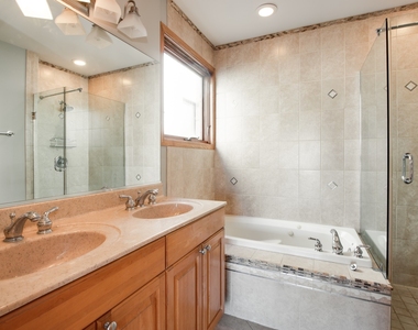 1508 W Superior Street - Photo Thumbnail 8