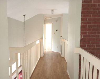 16355 Flint Run Way - Photo Thumbnail 31