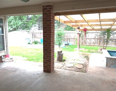 16355 Flint Run Way - Photo Thumbnail 39