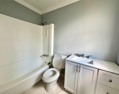 718 Blue Rock Court - Photo Thumbnail 13