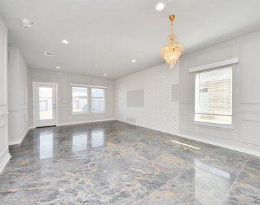7515 Rivercane Shore Ln - Photo Thumbnail 9