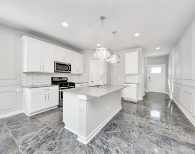 7515 Rivercane Shore Ln - Photo Thumbnail 8
