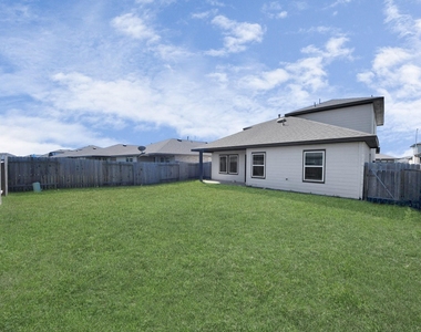 7515 Rivercane Shore Ln - Photo Thumbnail 31