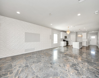7515 Rivercane Shore Ln - Photo Thumbnail 12