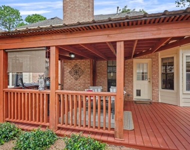17335 Meadow Heights Drive - Photo Thumbnail 26